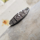 18k white gold Art Deco c.20's - c. 30's diamond ring