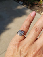 14k white gold 9 diamond cluster illusion head estate ring