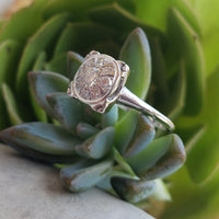 14k white gold 9 diamond cluster illusion head estate ring