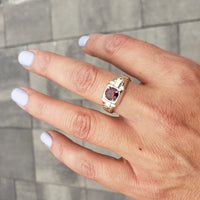 14k gold two tone Garnet estate solitaire DECO Ring - apx 1ct