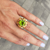 18k gold Peridot floral estate cocktail Ring