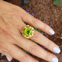 18k gold Peridot floral estate cocktail Ring