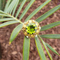 18k gold Peridot floral estate cocktail Ring