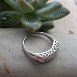 platinum 16 diamond 2 row estate Deco band