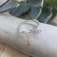 14k white gold 14 diamond estate curved band