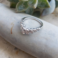 14k white gold 14 diamond estate curved band
