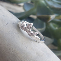 14k white gold 6 diamond mid century estate curved band