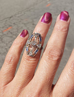 18k gold  Diamond & Sapphire estate Art Deco c.1920's filigree glove shield Ring
