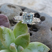 Platinum Aquamarine & Diamond estate Ring