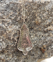 10k white gold Deco c.1920's diamond filigree necklace pendant
