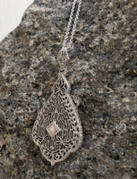 14k white gold Deco c.1920's diamond filigree necklace pendant