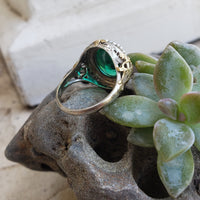 14k gold two tone c.1920's Deco filigree Deco ring created green & seed pearls