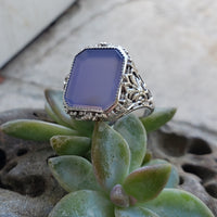 14k white gold c.1920's filigree chalcedony ring
