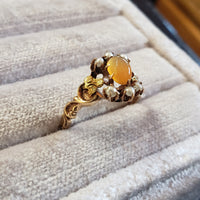 10k gold Victorian chalcedony & seed pearl estate ring