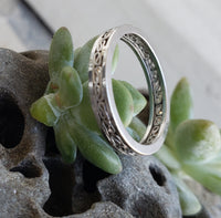 14k white gold filigree vintage estate wedding band - size 5