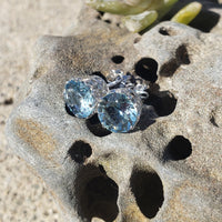 18k white gold Aquamarine & Diamond crown stud earrings - screw back