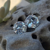 18k white gold Aquamarine & Diamond crown stud earrings - screw back