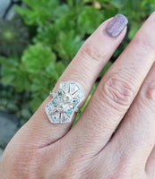 Platinum & 18k gold two tone color changing Natural Alexandrite & diamond estate Deco ring