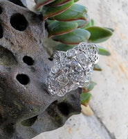 18k white gold filigree c.1920's diamond glove shield navette ring