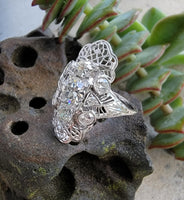18k white gold filigree c.1920's diamond glove shield navette ring