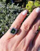 18k white gold Green Tourmaline & Diamond estate ring