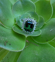 18k white gold Green Tourmaline & Diamond estate ring