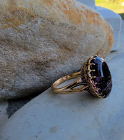 18k gold oval AMETHYST estate ring