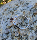 14k gold Garnet & baguette Diamond estate Ring