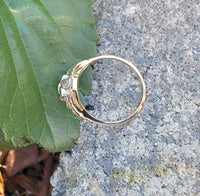 14k gold two tone 9 diamond estate Deco c.1930's ring