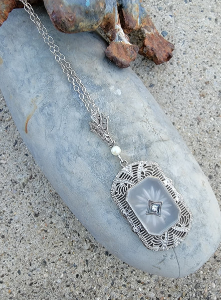 10k white gold Deco c.1920's filigree camphor, diamond & pearl pendant necklace