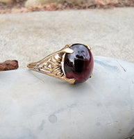 10k gold cabochon garnet estate Deco ring