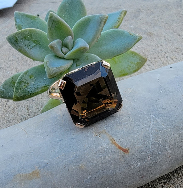 14k gold smokey quartz cocktail estate ring