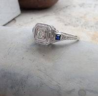 18k white gold vintage Art Deco Diamond & Sapphire filigree Ring