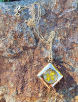 9ct gold 4 leaf clover antique vintage estate pendant necklace