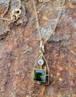 14k gold Art Deco green tourmaline & diamond necklace pendant lavaliere