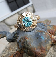 10k gold two tone floral c.1930's blue zircon ring
