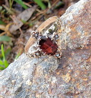 10k gold Victorian pearl & garnet ring
