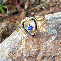 10k gold created sapphire & enamel HEART estate vintage ring band