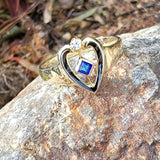 10k gold created sapphire & enamel HEART estate vintage ring band