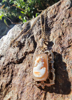10k yellow gold floral flower estate cameo pendant necklace