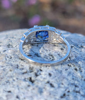 Platinum Art Deco c.1930's blue sapphire & diamond ring