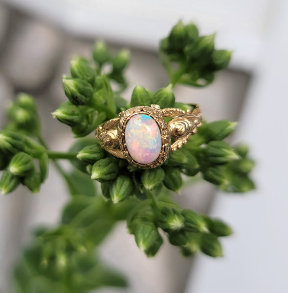 10k gold Victorian opal estate ring