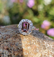 9ct gold pink tourmaline & diamond halo estate ring