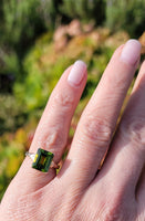 10k gold vintage Peridot Ring