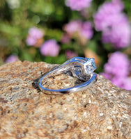 14k white gold Retro Aquamarine & Diamond estate Ring
