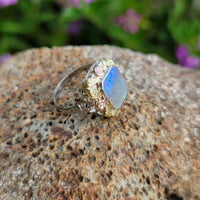10k tri colored gold c.1920's c.1930's Deco filigree opal ring