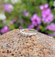 10k white gold 5 diamond Deco estate band