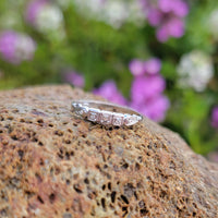 10k white gold 5 diamond Deco estate band