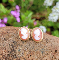 18k yellow gold carved shell cameo studs earrings
