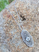 14k white gold c.1920's filigree Aquamarine pendant necklace